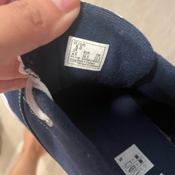 Vans Unisex Era Blue Sneakers - Picture 8 of 8